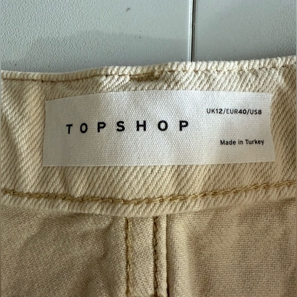 TOPSHOP Loose fit Jeans in Off White.   Size 8 - Picture 10 of 14